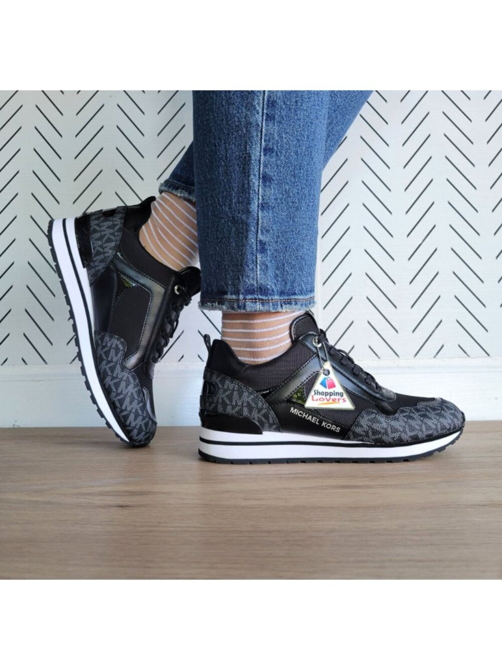 ❤️MICHAEL KORS WILMA Trainer Sneaker Sz 6 Women Shoes Black Monogram MK Logo New - Picture 5 of 10